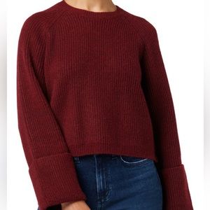 Joes sweater burgundy/Bordeaux color with wide sleeve cuffs
